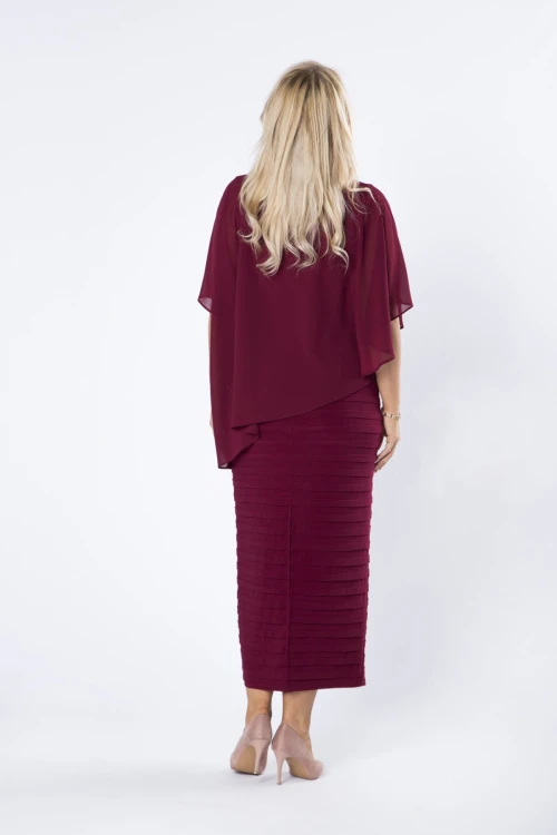 31037 dopasowana sukienka maxi z tiulową narzutką