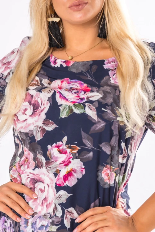 31336 dopasowana sukienka w kwiaty z krótkim rękawem